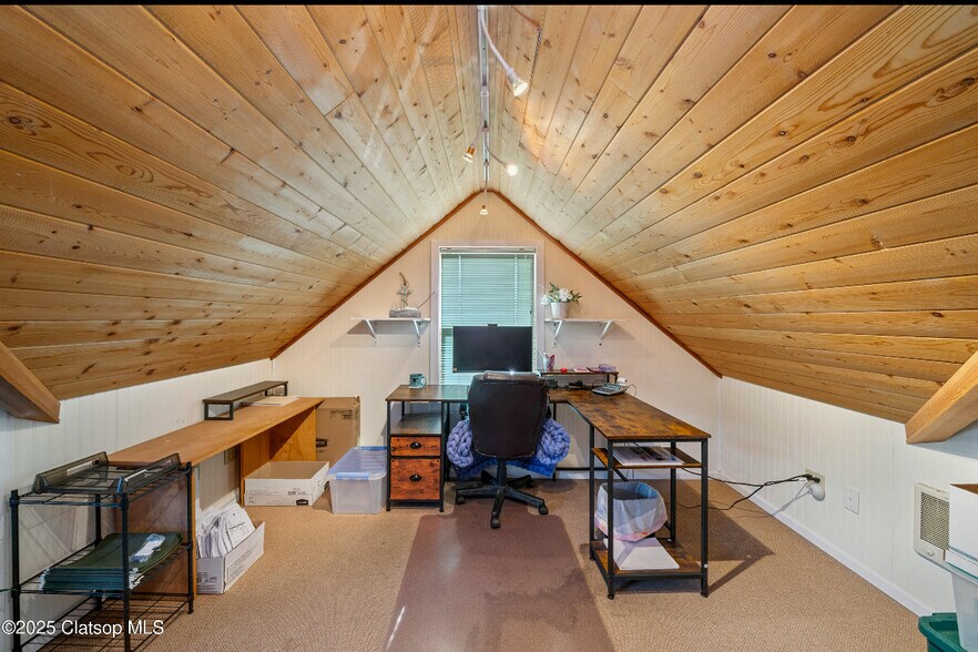 More Photos Of 186 Laneda Ave, Manzanita Storefront Retail Office For Sale