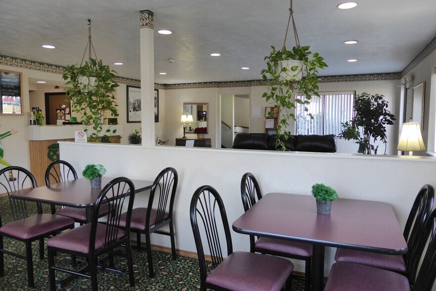 More Photos Of 103 Bair Blvd, New Stanton Hotel For Sale