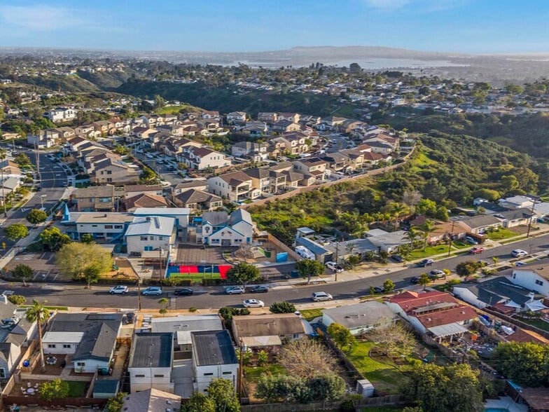 More Photos Of 3582 Hatteras Ave, San Diego Apartments For Sale