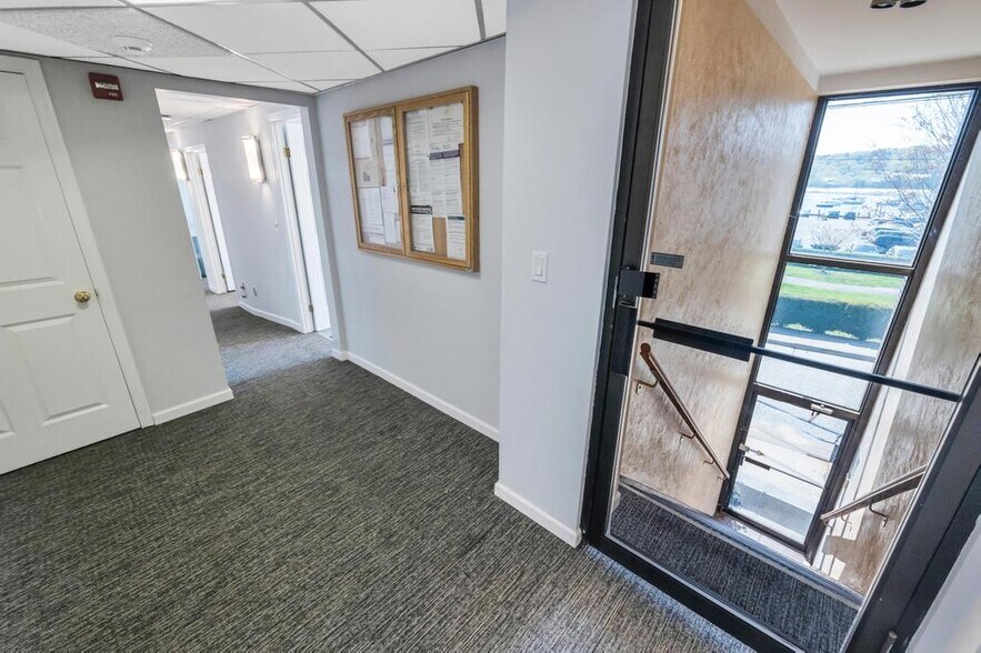 More Photos Of 39 Main St, Northport Office For Lease