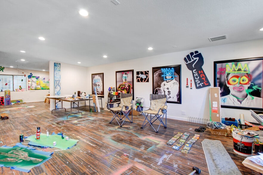 More Photos Of 13257-13259 Moorpark St, Sherman Oaks Office Residential For Sale