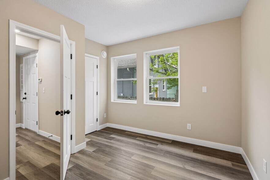 More Photos Of 4330 5th Ave S, Minneapolis Apartments For Sale