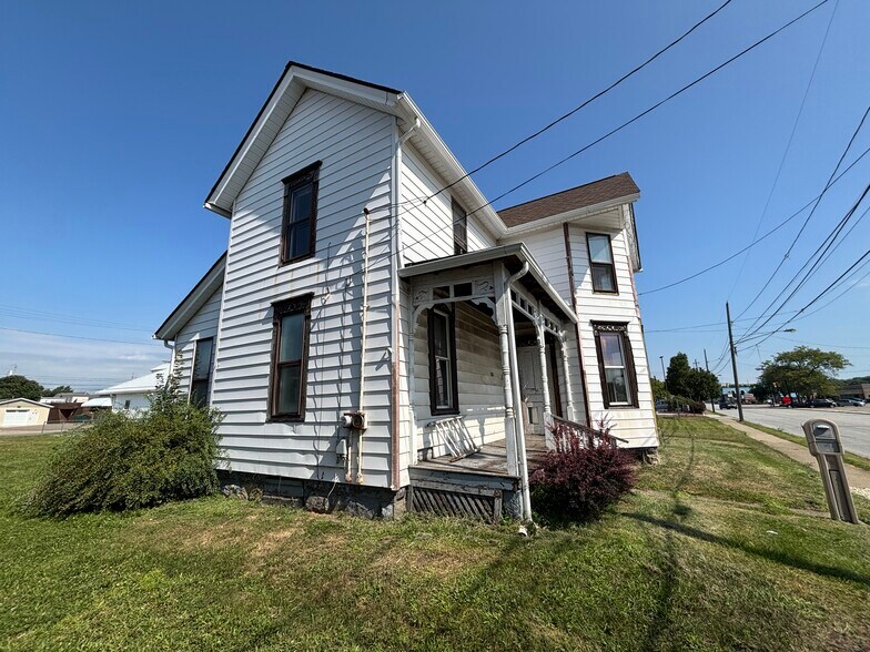 More Photos Of 180 Wooster Rd N, Barberton Restaurant For Sale