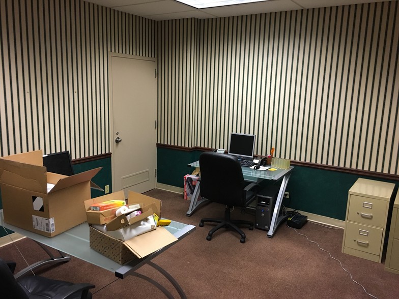 More Photos Of 18 Marietta St NW, Atlanta Office For Lease