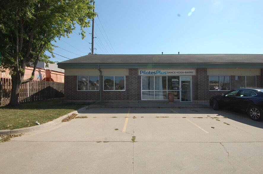 Primary Photo Of 1210 S Gilbert St, Iowa City Office For Lease