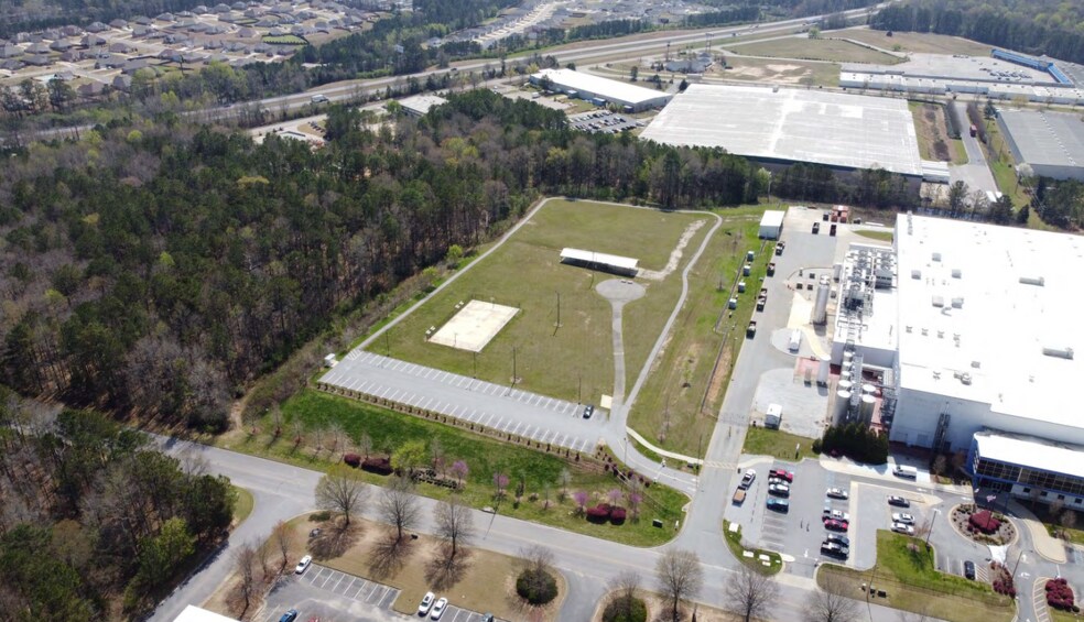 More Photos Of 1101 Jeter Ave, Opelika Manufacturing For Sale