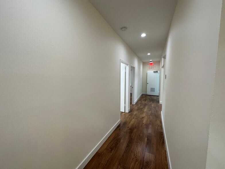 More Photos Of 1317 SE 4th Ave, Fort Lauderdale Office Residential For Sale