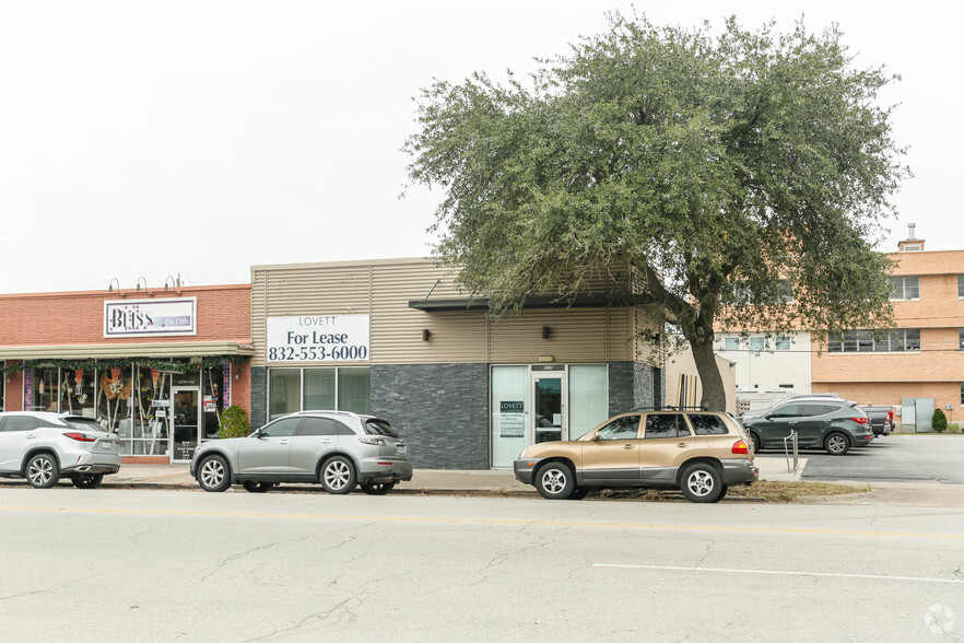 Primary Photo Of 231-233 W 19th St, Houston Storefront For Lease