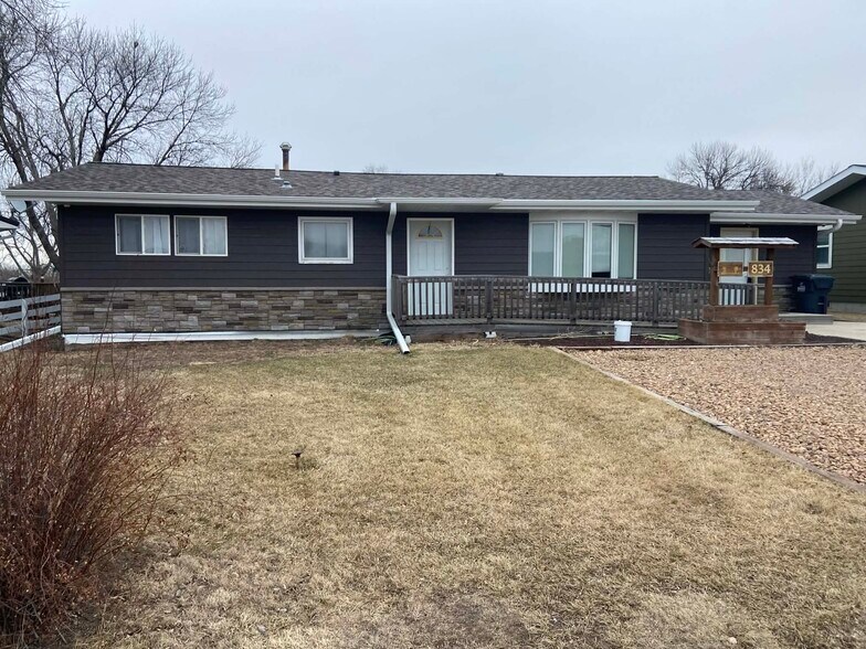 More Photos Of 834 Truman St, Winner Daycare Center For Sale