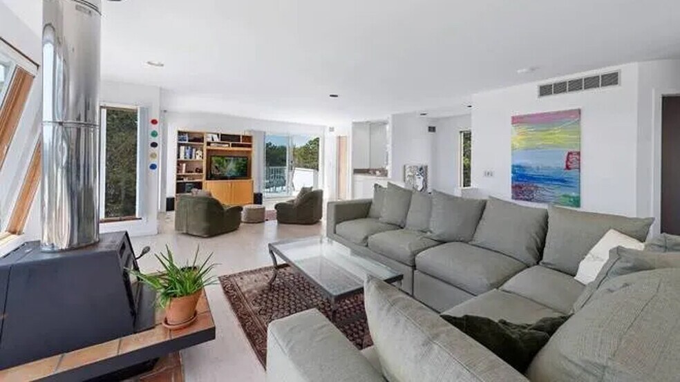 More Photos Of 54 Sandcastle ln, Amagansett Specialty For Sale