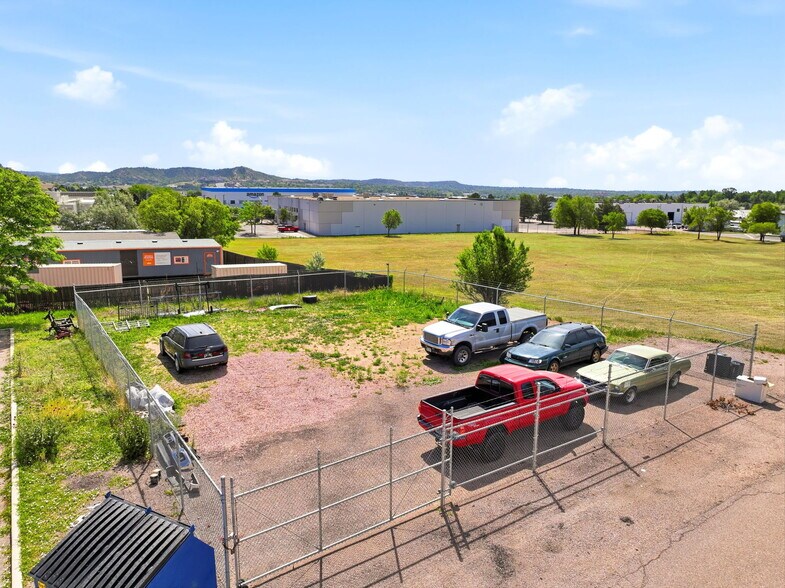 More Photos Of 949 Elkton Dr, Colorado Springs Warehouse For Lease