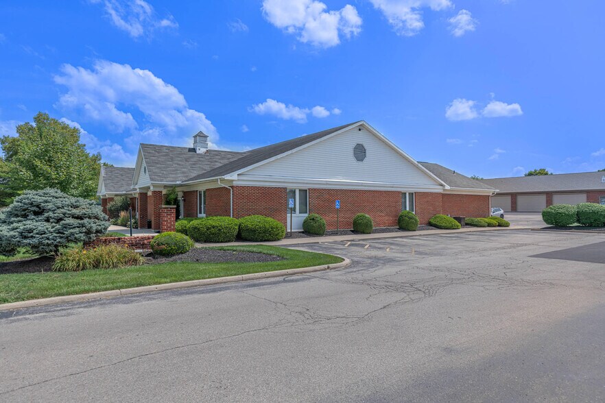More Photos Of 1956-1964 E Whipp Rd, Dayton Medical For Lease