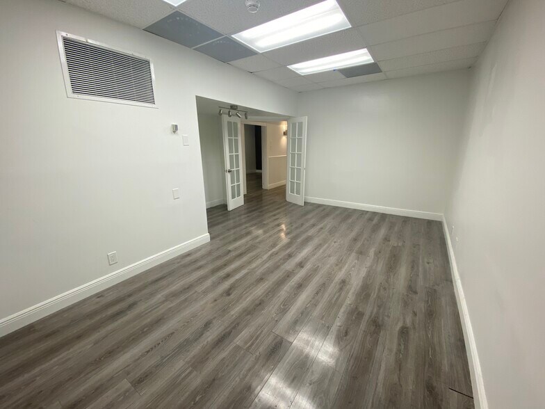 More Photos Of 4101 NW 3rd Ct, Plantation Medical For Lease