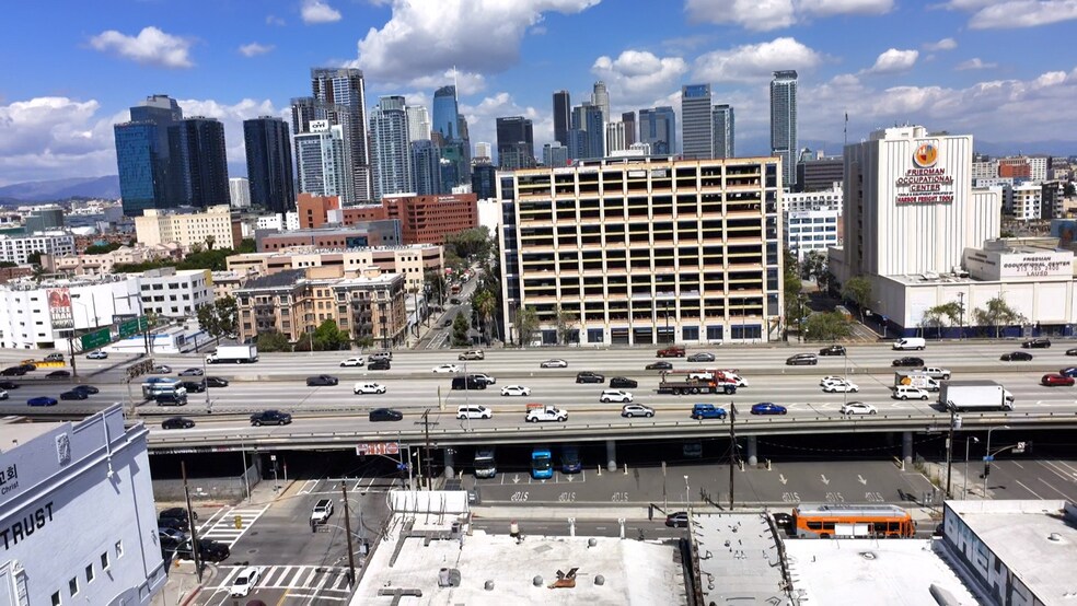 More Photos Of 1800 S Grand Ave, Los Angeles Warehouse For Sale