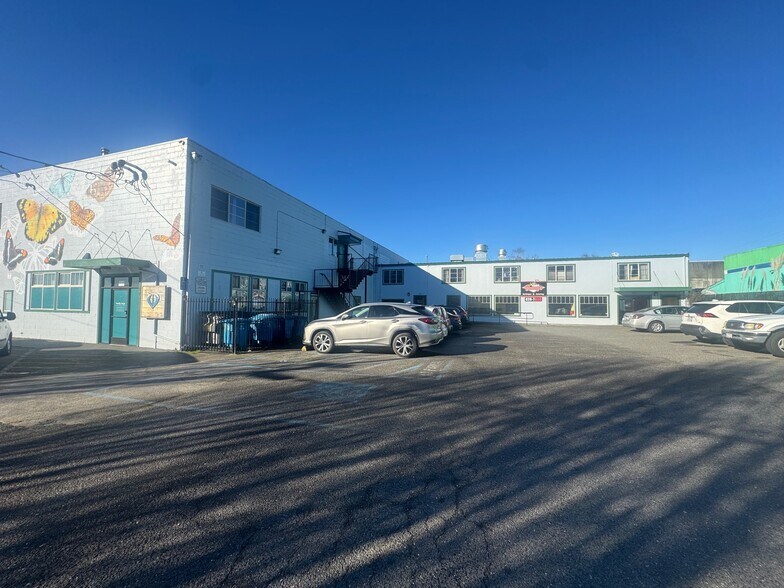 More Photos Of 455-475 I St, Arcata Storefront Retail Office For Lease