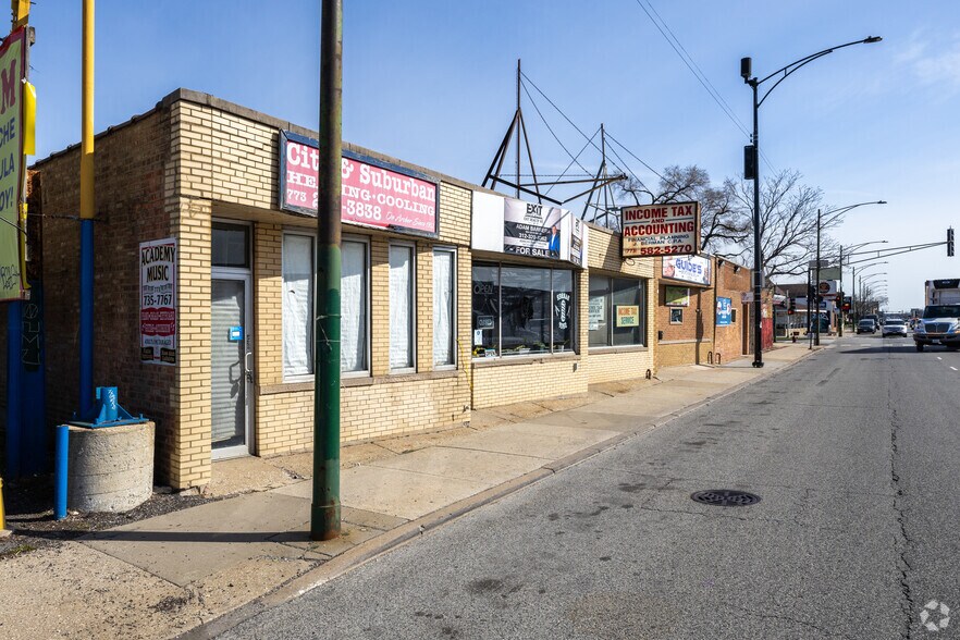 More Photos Of , Chicago General Retail For Sale