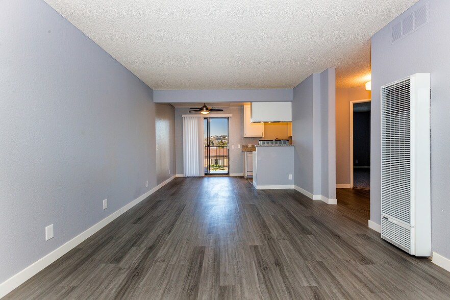 More Photos Of 1135 Raymond Ave, Long Beach Apartments For Sale