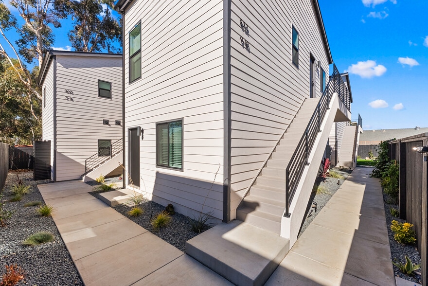 More Photos Of 832 Desty St, San Diego Apartments For Sale