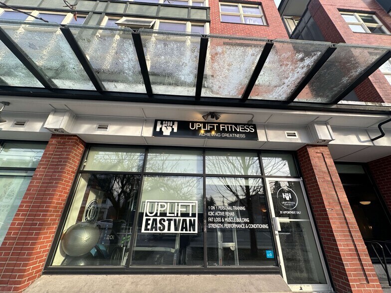 More Photos Of 3558-3598 Fraser St, Vancouver Storefront For Sale