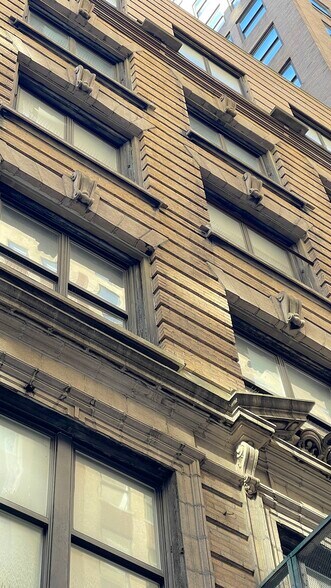More Photos Of 144 W 37th St, New York Office For Lease