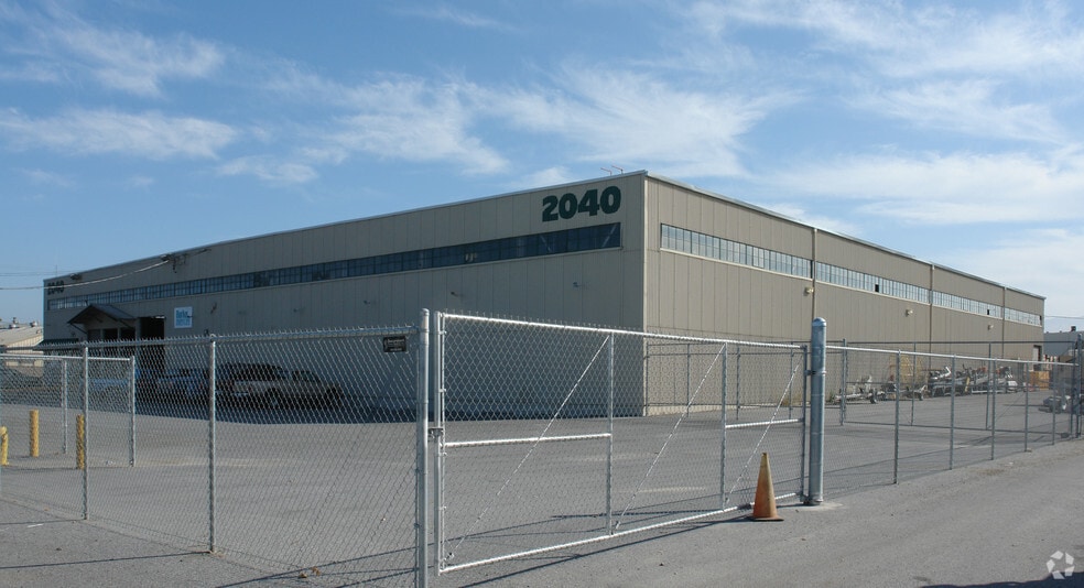 More Photos Of 2040 S 7th St, San Jose Warehouse For Lease