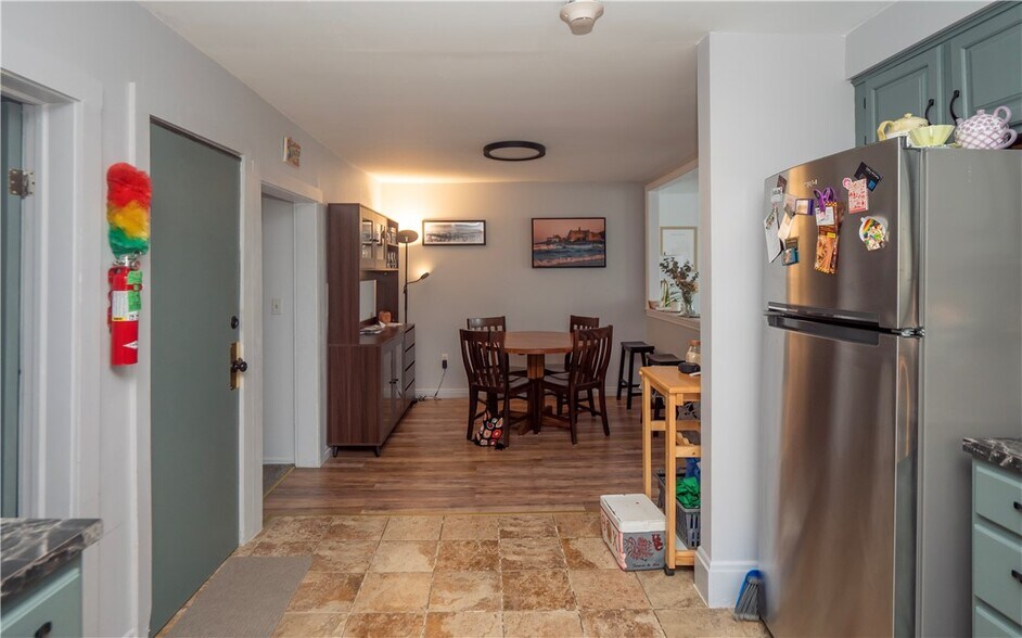 More Photos Of 130-132 Spring St, Newport Apartments For Sale