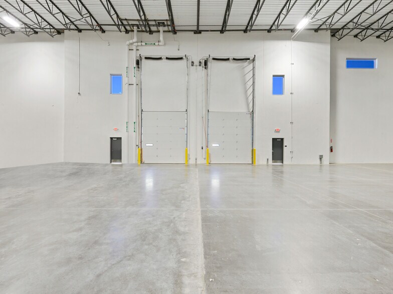 More Photos Of 2825 Riverside Pky, Grand Junction Warehouse For Lease