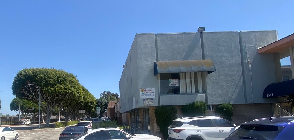 Primary Photo Of 3516 Martin Luther King Jr Blvd, Lynwood Office Residential For Lease