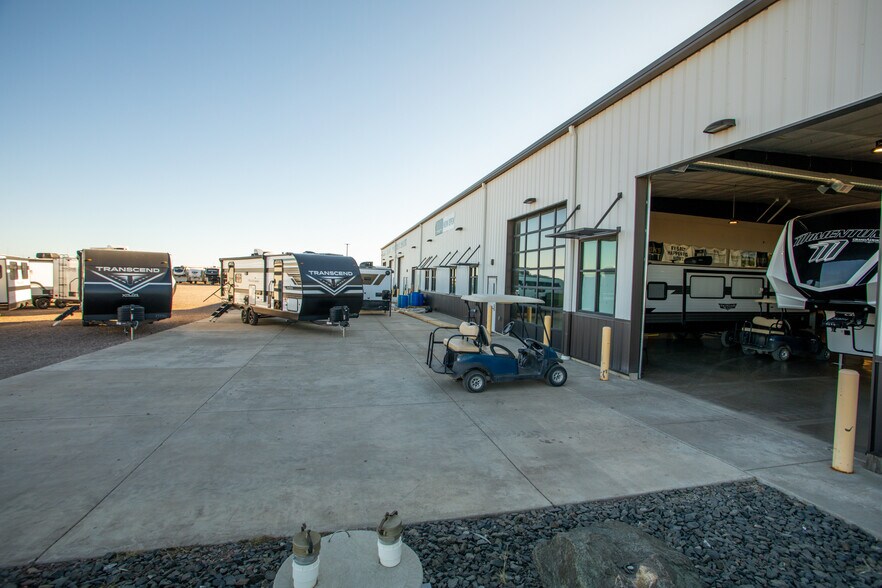 More Photos Of 3928 Tri Hill Frontage Rd, Great Falls Auto Dealership For Sale