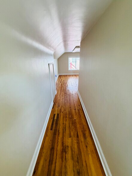 More Photos Of 1013 S Main St, Plymouth Storefront Retail Office For Sale