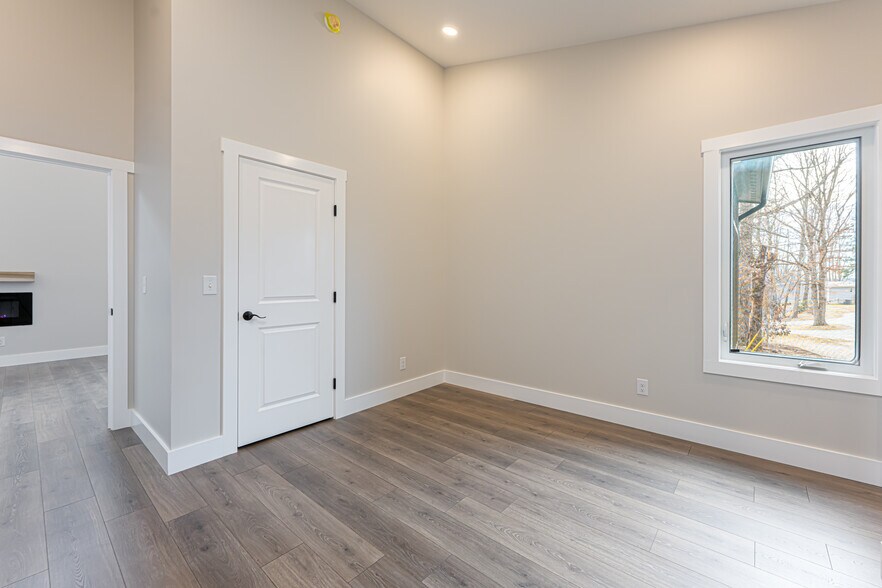More Photos Of 153 Hackleburg Ln, Hendersonville Multifamily For Sale