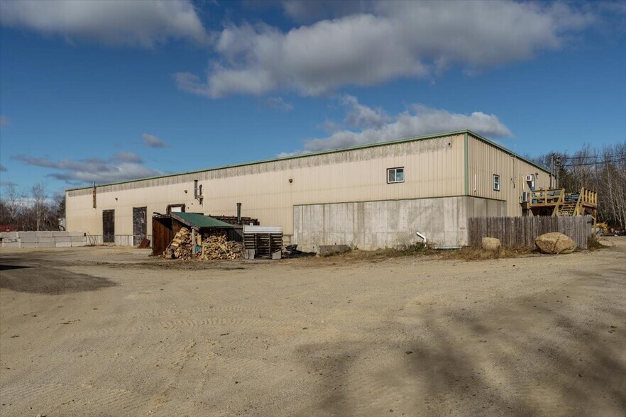 More Photos Of 66 Andrews Rd, Biddeford Warehouse For Sale