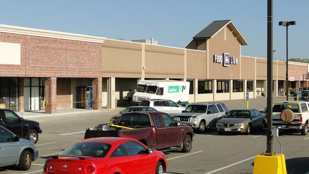 More Photos Of 3750 Virginia Beach Blvd, Virginia Beach General Retail For Lease