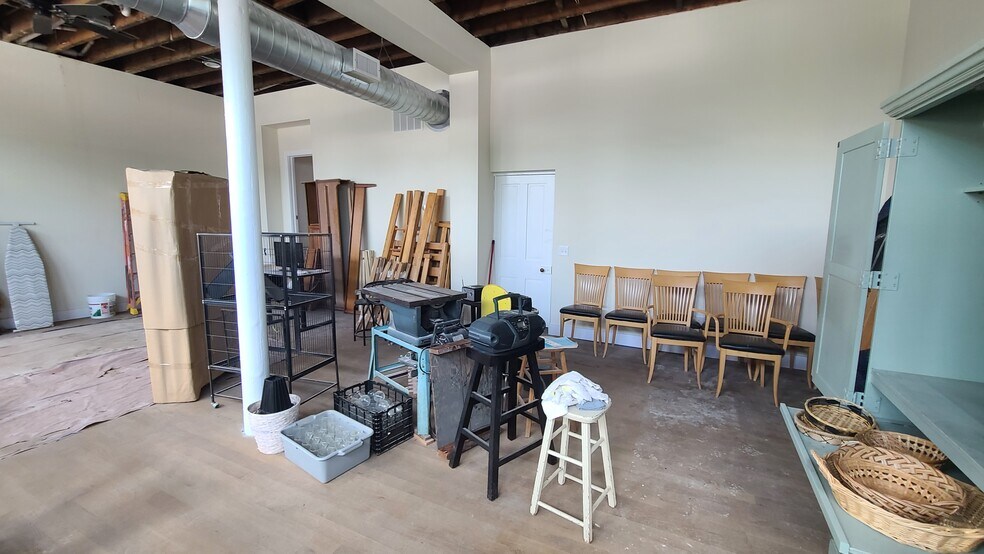 More Photos Of 401-403 Elm St, Ludlow Storefront Retail Residential For Sale