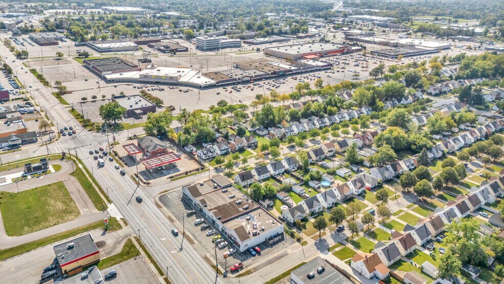 More Photos Of 5220-5250 Northfield Rd, Maple Heights Unknown For Lease