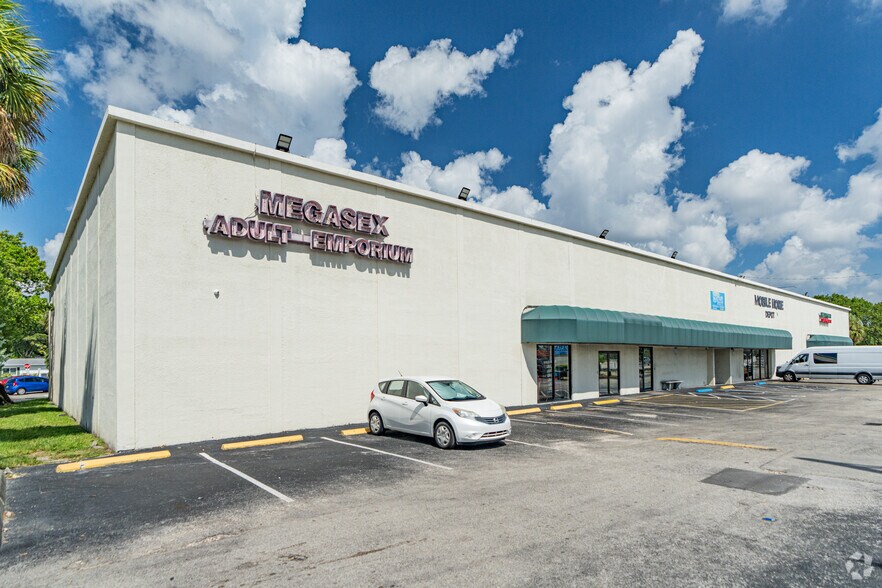 More Photos Of 5611 N State Road 7, Fort Lauderdale Unknown For Lease