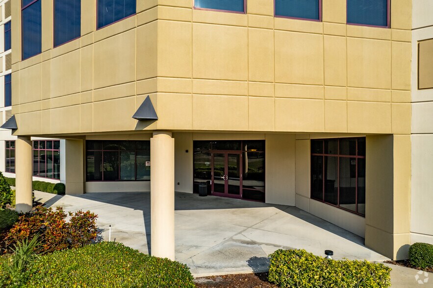 More Photos Of 7131 Business Park Ln, Lake Mary Office For Sale