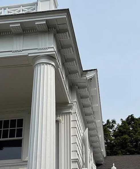 More Photos Of 158 E Shore Rd, Halesite Specialty For Sale