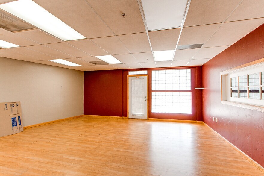 More Photos Of 419 Lipan St, Denver Office For Sale