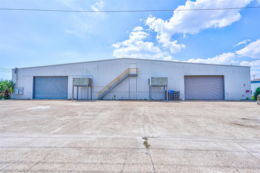 Primary Photo Of 101 W 4th St, Freeport Warehouse For Lease