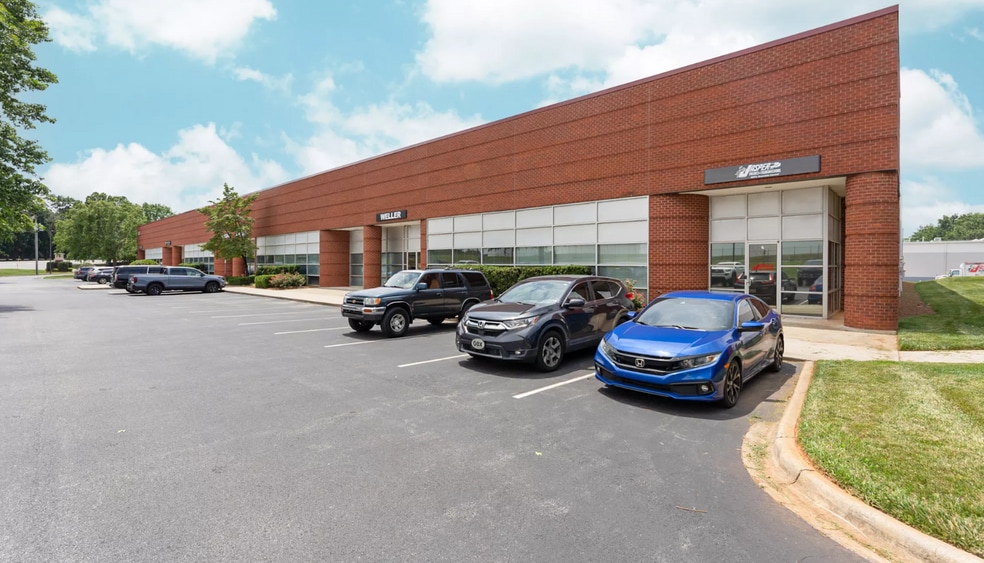 More Photos Of 408 Gallimore Dairy Rd, Greensboro Unknown For Lease