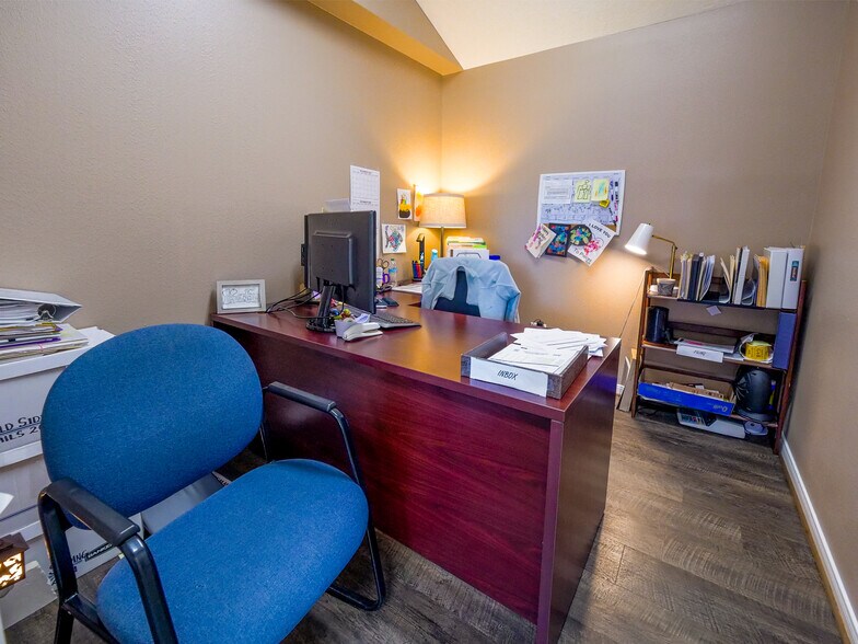 More Photos Of 5122 FM 1488 Rd, Magnolia Office Residential For Sale