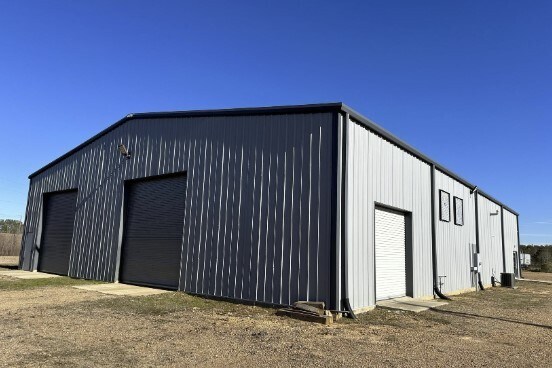 More Photos Of 1796 Simpson Highway 49, Magee Flex For Sale