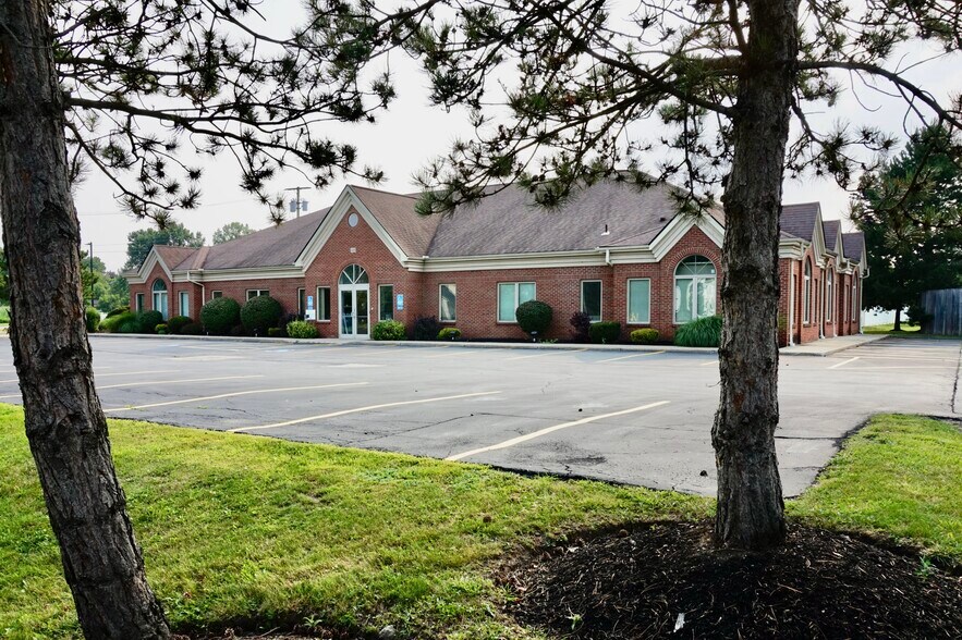 More Photos Of 1120 Youngs Rd, Williamsville Medical For Sale