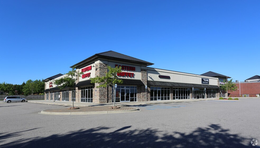 More Photos Of 955 E Main St, Lexington Freestanding For Lease