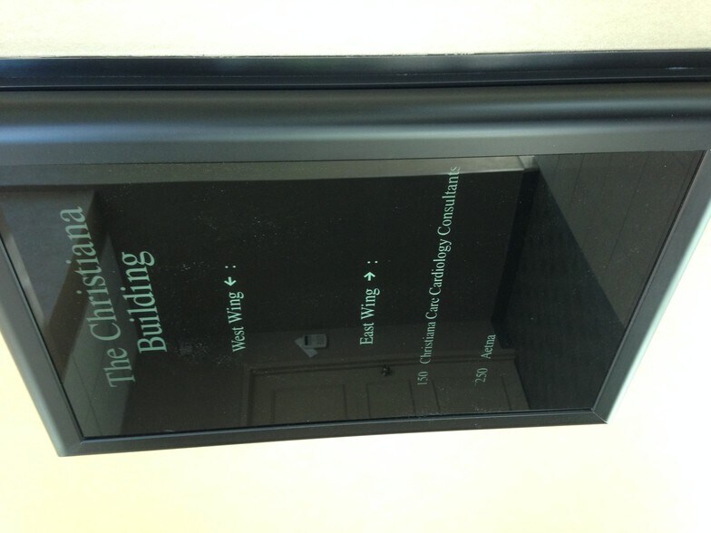 More Photos Of 252 Chapman Rd, Newark Office For Lease