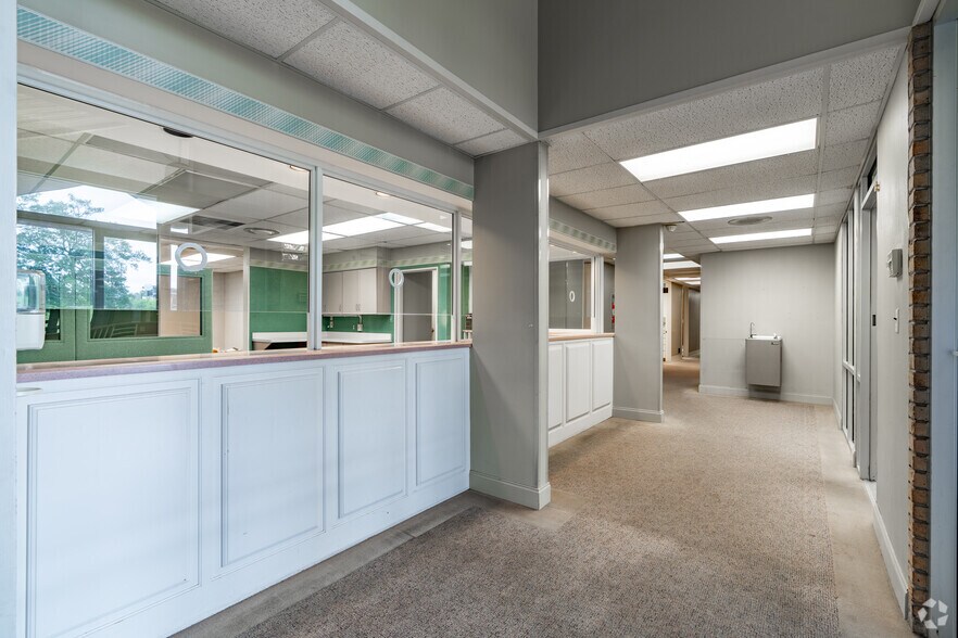 More Photos Of 1312 Bishop St, Union City Medical For Sale