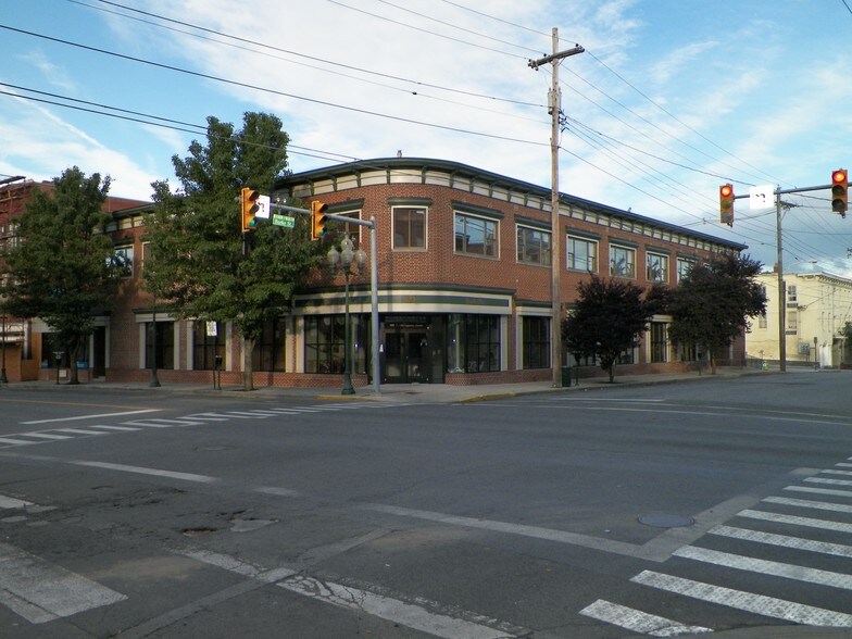 More Photos Of 101 S Queen St, Martinsburg Office For Sale