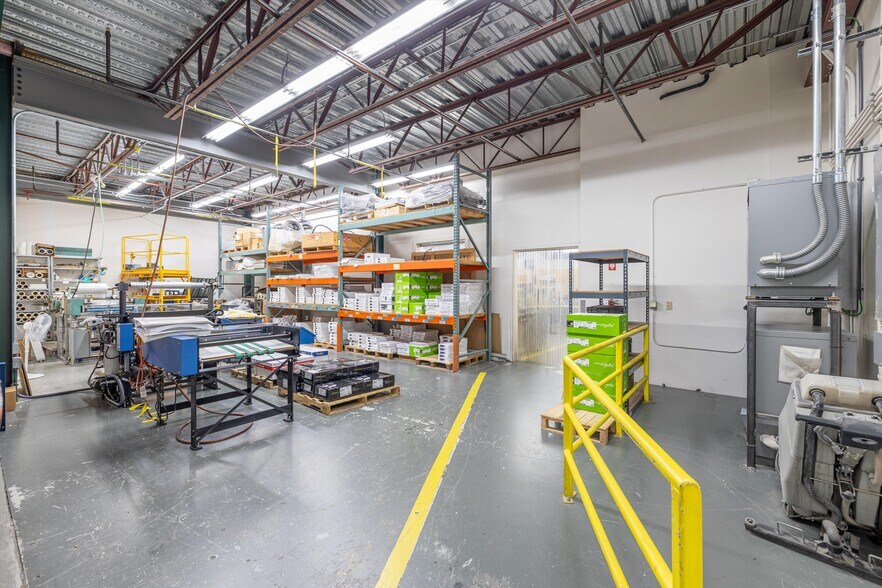 More Photos Of 2000 Kentucky St, Bellingham Warehouse For Sale