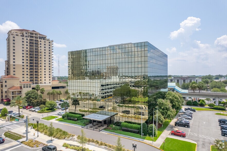 More Photos Of 1300 Riverplace Blvd, Jacksonville Office For Lease